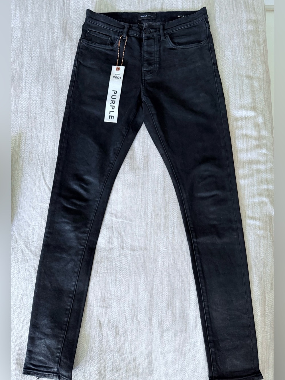 Mens Purple brand jeans in black color, size 28